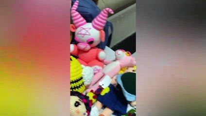 Muñecas, bordados y juguetes: los oficios que dan sustento a mujeres en penales del Edomex