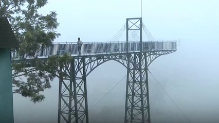 അട്ടമല കണ്ണാടി പാലം സഞ്ചാരികൾക്കായി തുറന്നു... മുണ്ടക്കൈ ദുരന്തത്തെ തുടർന്ന് അടച്ചിട്ടതാണ് പാലം