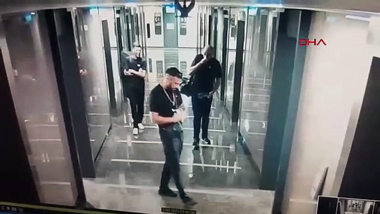 Gitar kılıfında kalaşnikof taşıyan şüphelilere operasyon