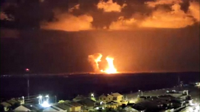 Israel bombardea una casa de desplazados y mata a 11 palestinos, entre ellos varios niños