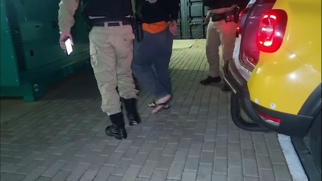 Bebedeira termina em agressão e homem é detido por violência doméstica