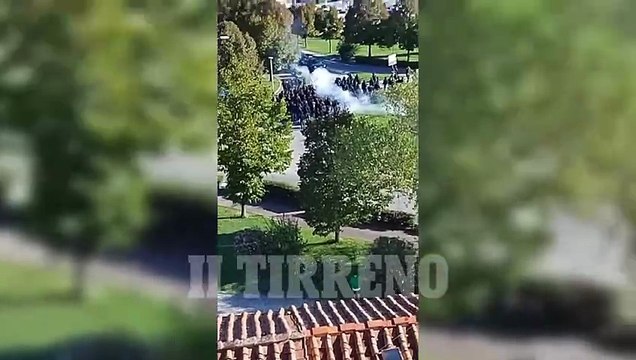 Pisa-Fiorentina, blitz degli ultras viola nella zona del mercato di via Paparelli