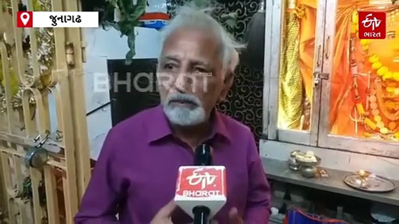 જુનાગઢમાં નાગર સમાજની વર્ષો જૂની 'બેઠા ગરબા'ની...