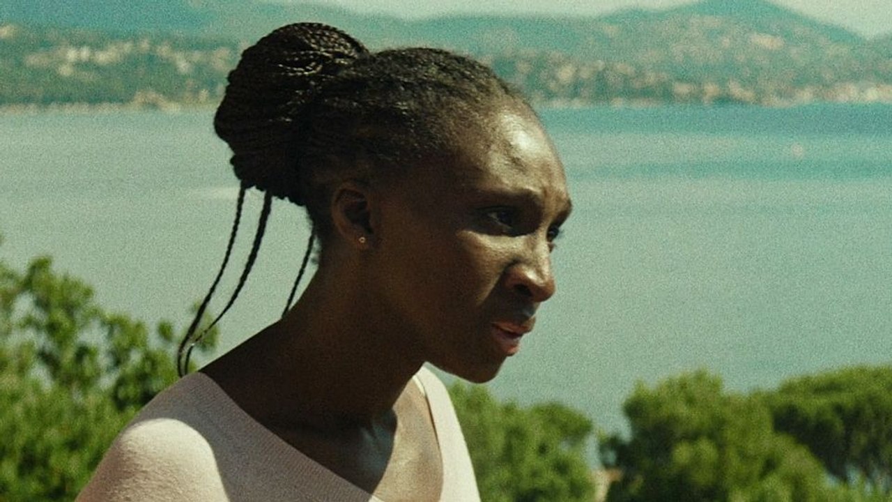 Six jours, ce printemps-là Bande-annonce VF