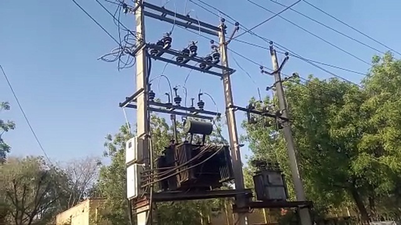 बिजली कब गुल हो जाएगी, पता नहीं: यह नागौर शहर है