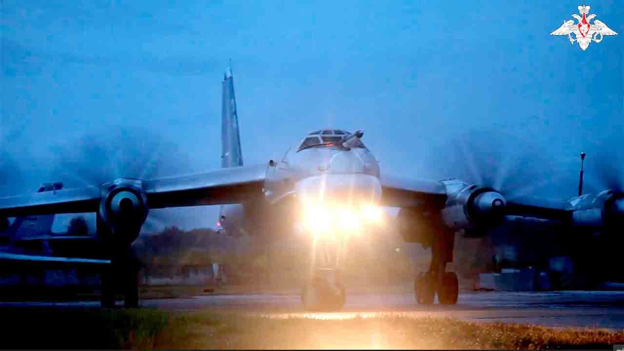 NORAD lähetti F-16-hävittäjiä saattamaan venäläisiä koneita Alaskan lähellä