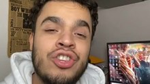 Tom est vrai sportif ! Tu le savais ?