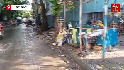 বৃষ্টি থামার 24 ঘণ্টা পরও জমা জলের যন্ত্রণা দক্ষিণ কলকাতার অধিকাংশ এলাকায়