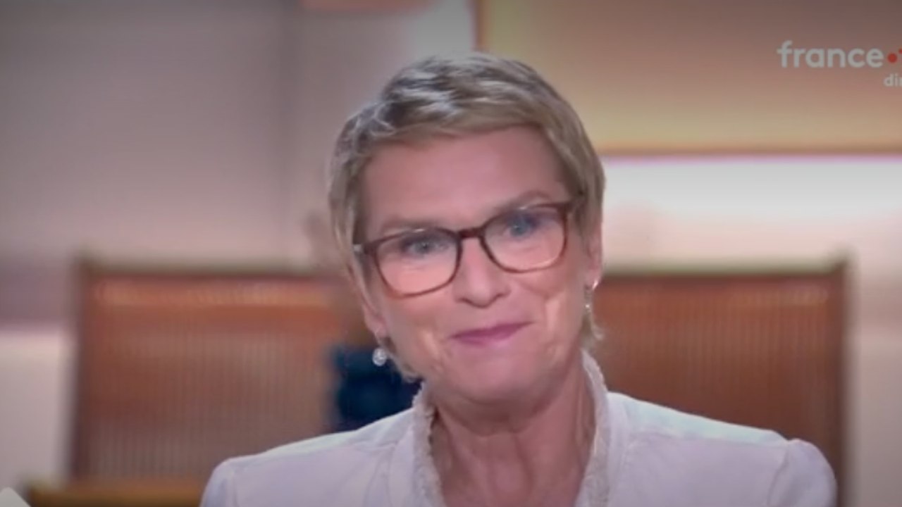 “J’en rêvais pas” : Elise Lucet fait des confidences sur ses 25 ans au JT