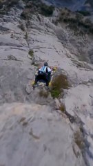 Compilation Wingsuit  : Liberté et Adrénaline en Plein Ciel