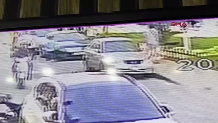 İstanbul'da 16 yaşındaki kız ile annesi bir kişiyi bıçaklayarak öldürdü