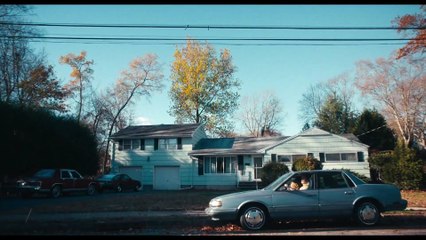 Song Sung Blue - Una melodia d'amore (Trailer Italiano HD)