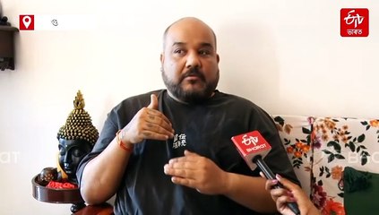 ''শ্যামকানু বন্ধুত্বৰ নামত এটা কলংক'': জুবিন গাৰ্গক হেৰুওৱাৰ বেদনাত শোকদগ্ধ মানস বৰুৱাই ক’লে কেমেৰাৰ আগত