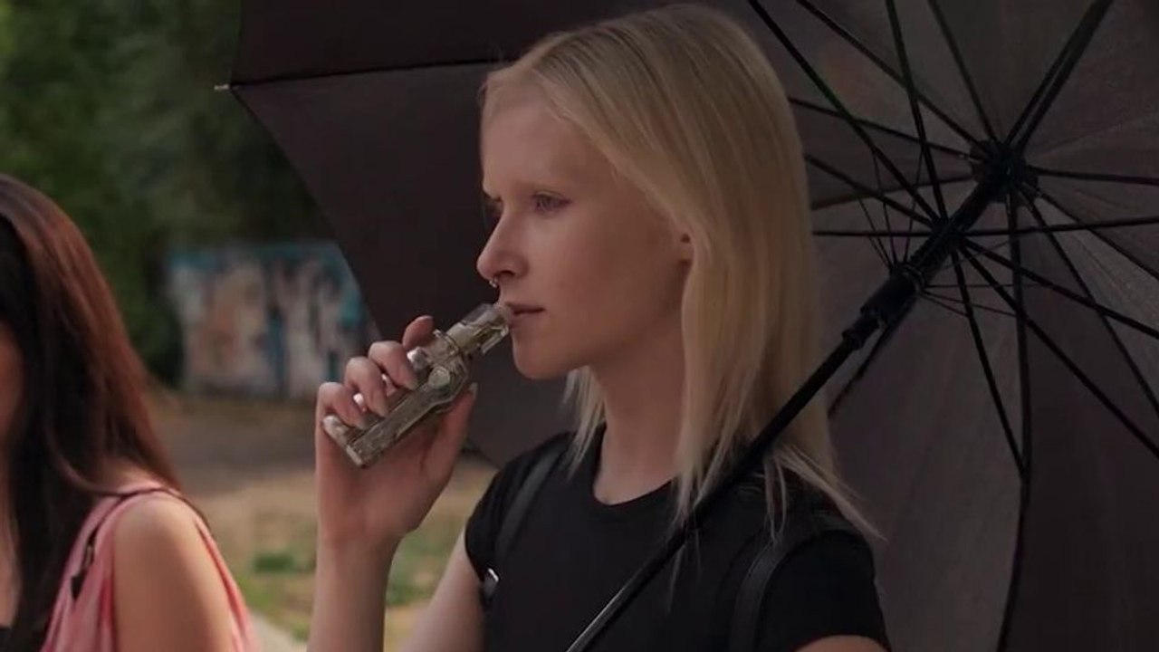 White Snail Trailer (2) OmdU