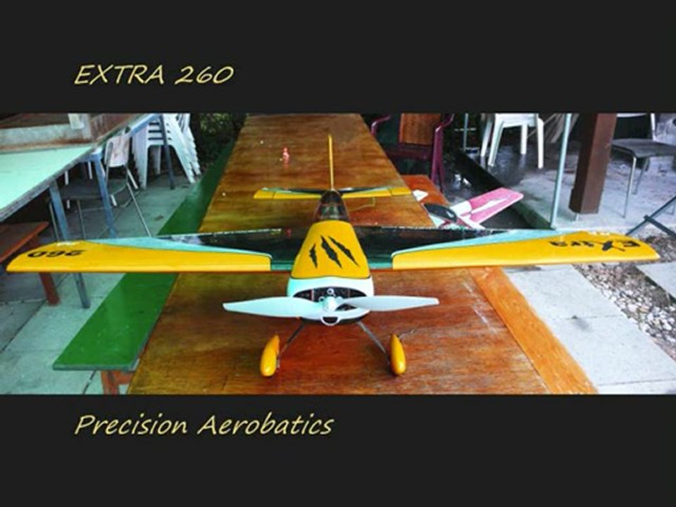 Extra 260 # 001 - 1er vol