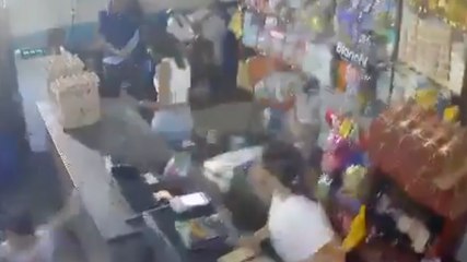 VIDEO Terremoto in Venezuela: edifici vibrano, panico in strada