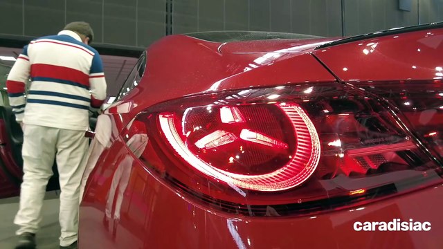Mercedes CLA, la berline électrique nouvelle génération - En direct du salon de Lyon