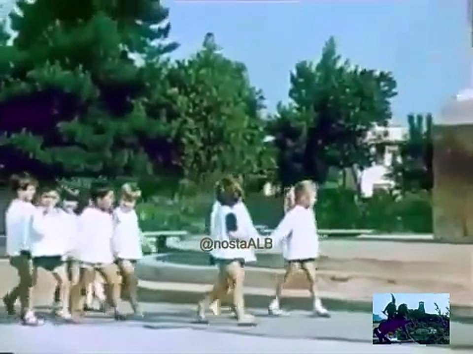 Jeta e përmendoreve (1974)