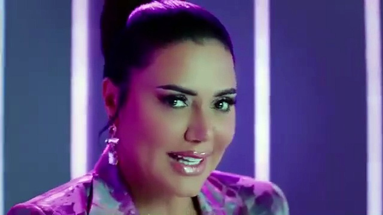 فيديو.. رانيا يوسف تطرح فيديو كليب "ليك" في أول تجاربها الغنائية