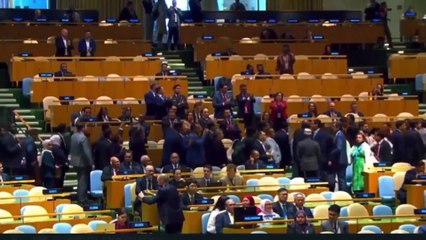 Gazze Kasabı geldi, herkes salonu terk etti!