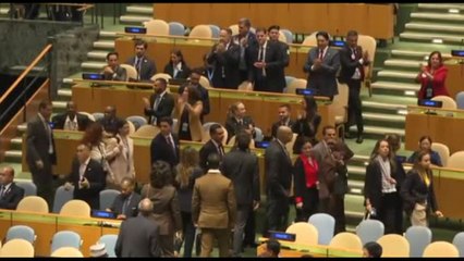 Netanyahu parla all'Onu, molti leader lasciano sala