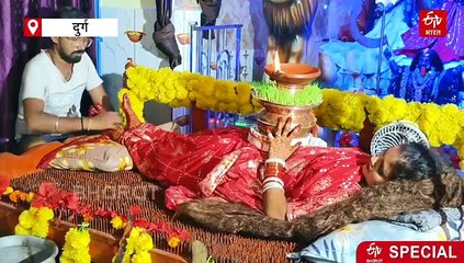 कुंवारी माता की भक्ति: पेट में स्थापित जवारा और अखंड ज्योति, कीलों की शैय्या और झूले पर आराधना