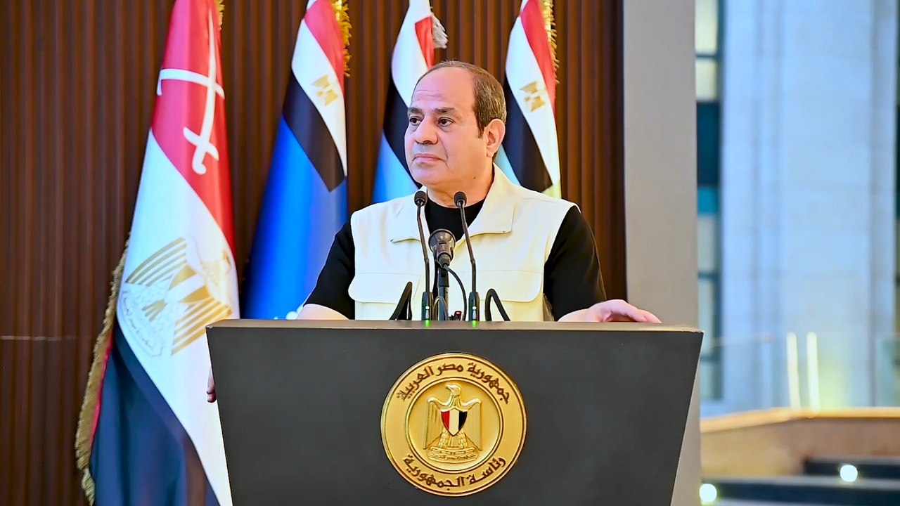 الرئيس السيسي: رغم الظروف التي تمر بالمنطقة إلا أن الوضع الاقتصادي المصري يتحسن