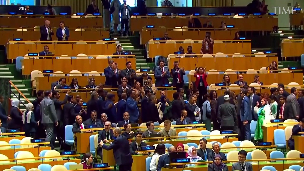 Delegates at U.N. General Assembly Walk Out as Netanyahu Prepares to Speak