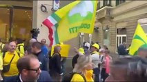 Firenze, mille agricoltori protestano contro il deprezzamento del grano