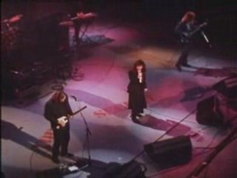 Kate Bush & David Gilmour - Running Up That Hill
