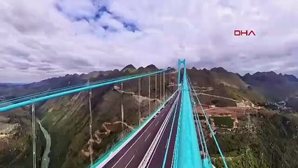 İki saatlik yolu 2 dakikaya indiren dünyanın en büyük köprüsü açıldı