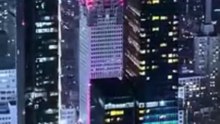 《京澳春潮》（上）為了救外婆，她不得已攀上段司域這棵大樹，人人都說他是佛口蛇心的活閻羅，指尖不沾血，卻能定人生死，眾人笑她不自量力早晚會被啃噬的渣都不剩，可那晚卻看到向來陰鷙冷血的男人一臉欲色將她摟在懷裏要一個親親！
