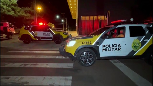Motorista bêbado bate carro e vai preso; casal e bebê escapam ilesos no Santa Cruz