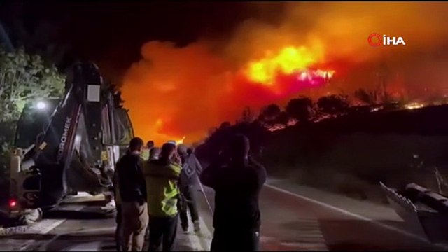 Bursa'da kabus gecesi: Alevler yerleşim yerlerine kadar ulaştı!