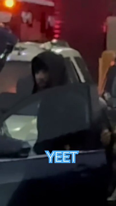 Jey Uso Arrives at Live Event and Delights Young Fan With a Heartwarming Encounter! #wwe #shorts