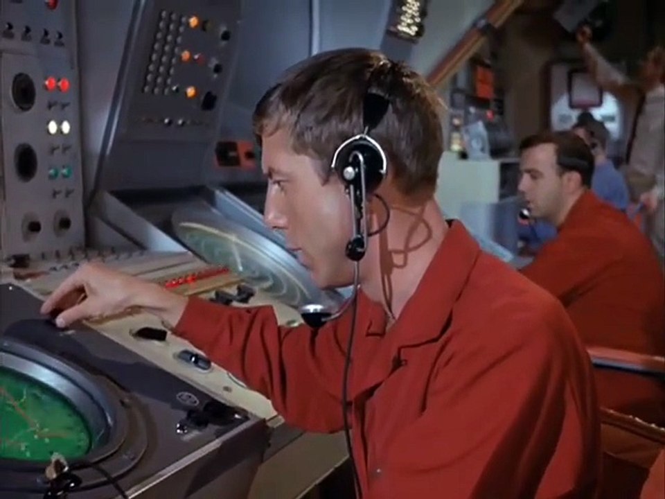 Viaje al fondo del mar - S02E14 - Episodio 14