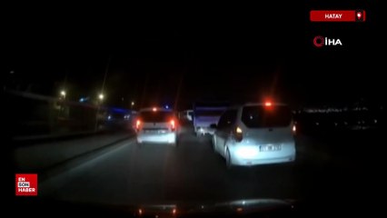 Hatay'da göçmenleri kamyonet kasasında gizleyerek taşıyan şahıs yakayı ele verdi