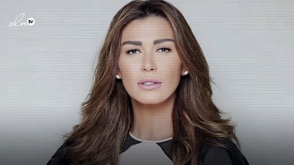 نادين الراسي تغيب عن بوستر بيروت 303