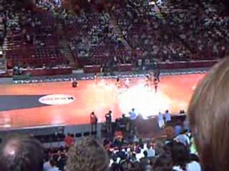 final coupe de france bercy pom-pom girls