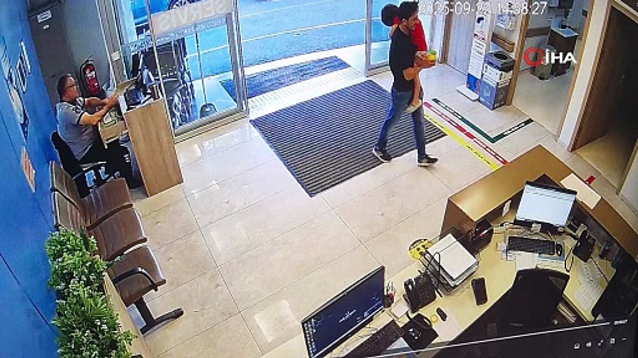 Eyüpsultan’da 2 kardeşin ölümünde salça şüphesi! Anne ve babadan 'görümcem el yapımı salça getirdi' ifadesi
