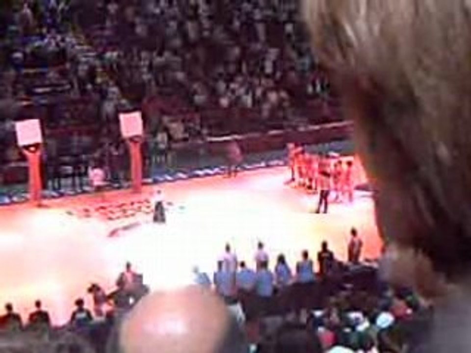 Marseillaise fille bercy basket