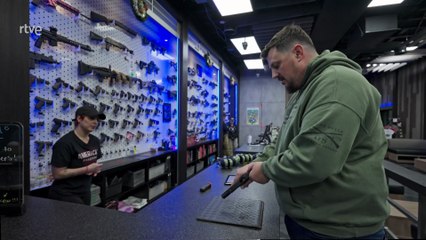 EEUU, Más armas que habitantes
