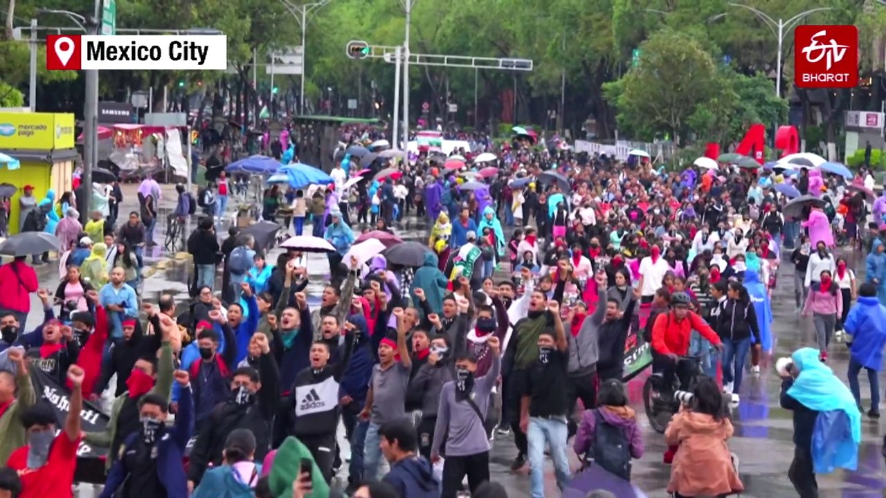 Mexico City Military Barracks Targeted In Protest Over Student Disappearances