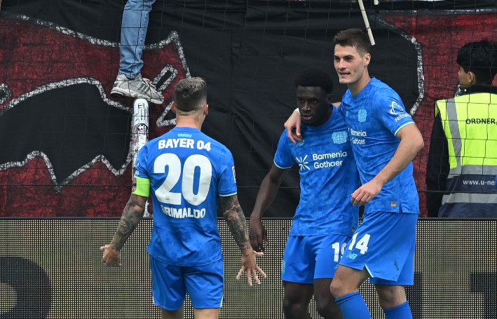 Bundesliga : Leverkusen se sort du piège Sankt Pauli