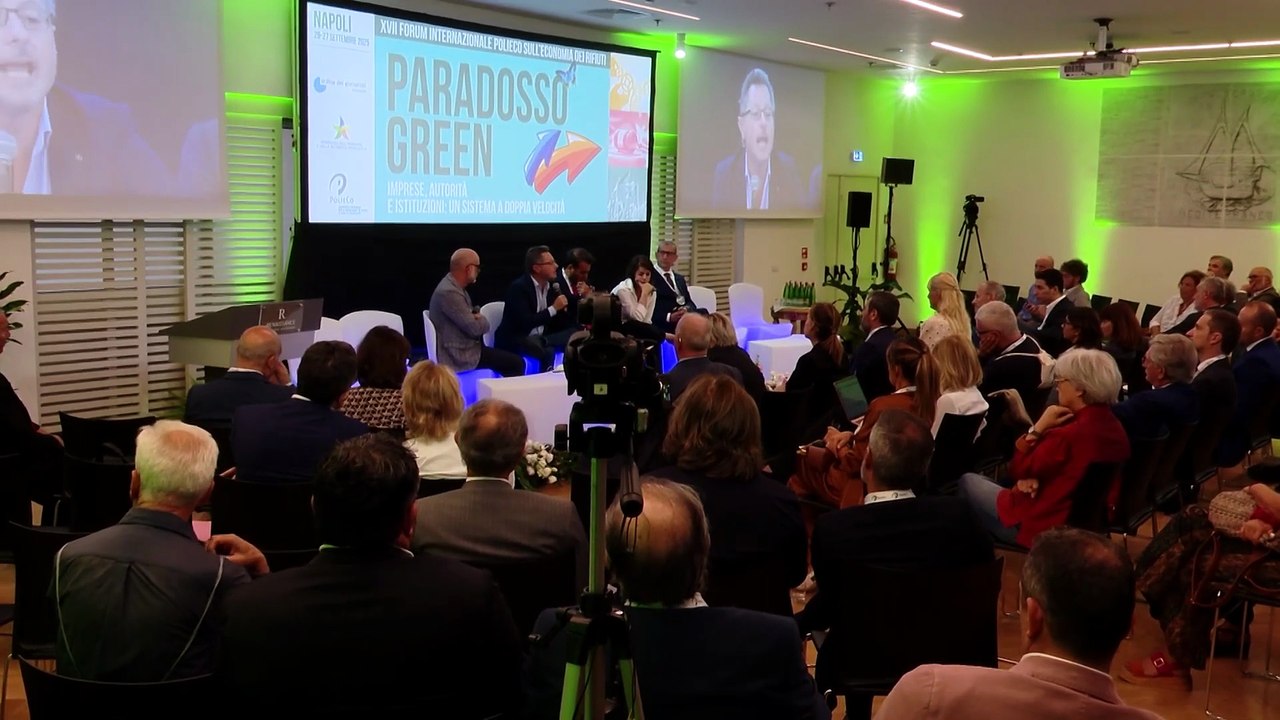 Forum Polieco, Borrelli: "Voterò contro il Decreto Terra dei Fuochi: non cambia nulla"
