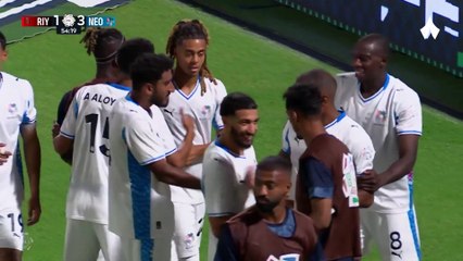 Benrahma vs Al Riyad: Who Dominates the Match? ⚽