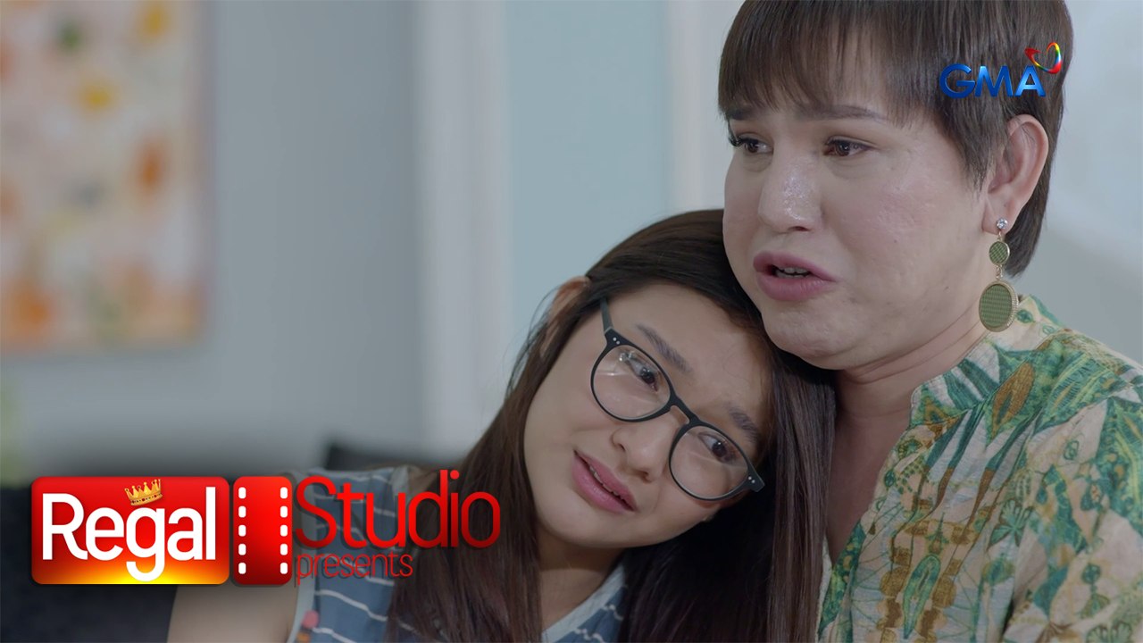 Regal Studio Presents: Poster ng isang binata, may mensahe sa isang dalaga! (The Poster Boy)