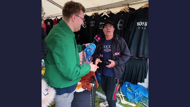 OBS: UDEN LYD | Journalist (Philip Holm Johansen) byttede kop på marked: Du gætter aldrig, hvad han endte med | 2025 | TV2 NORD