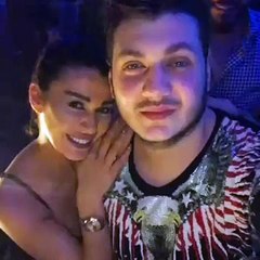 نجل نادين الراسي يُوضّح حقيقة ضربه لوالدته