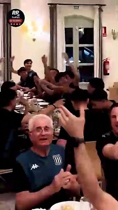 🌍⚽ MOMENTAZO ENTRE RACING Y REAL MADRID EN EL MUNDIAL JUVENIL 🇦🇷🇪🇸